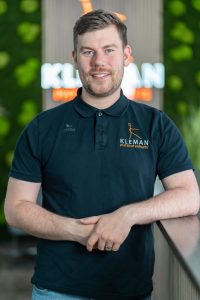 Kleman Physiotherapie Leverkusen: Portrait von Physiotherapeut Mike Kleman