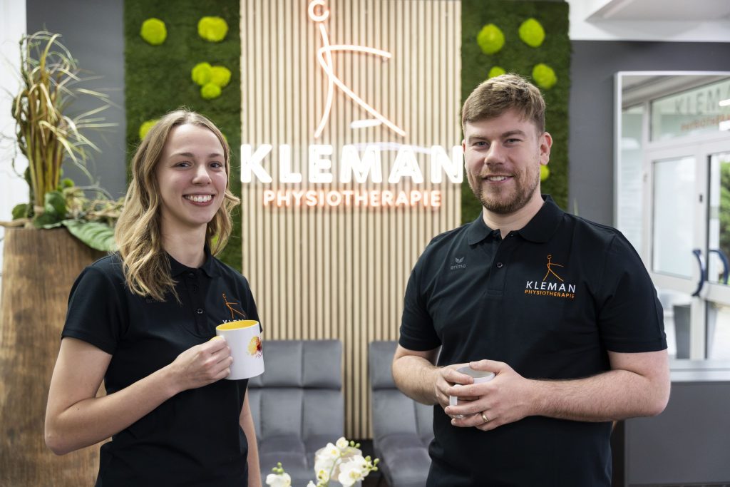 Physiotherapeut Leverkusen in moderner Physiotherapie Praxis von Kleman Physiotherapie