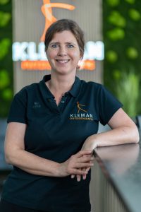 Kleman Physiotherapie Leverkusen: Portrait von Physiotherapeutin Reina Jöhnk
